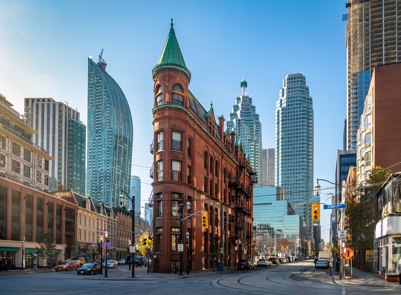 Estudar no Canadá tudo o que você precisa saber para morar em Toronto