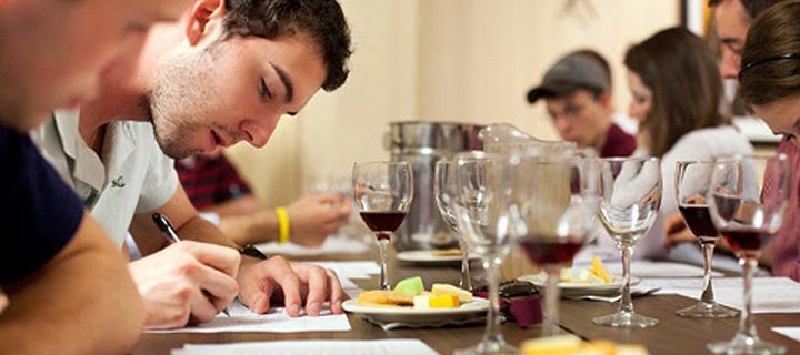 /en/noticia/post/young-canadian-chooses-eit-for-wine-studies