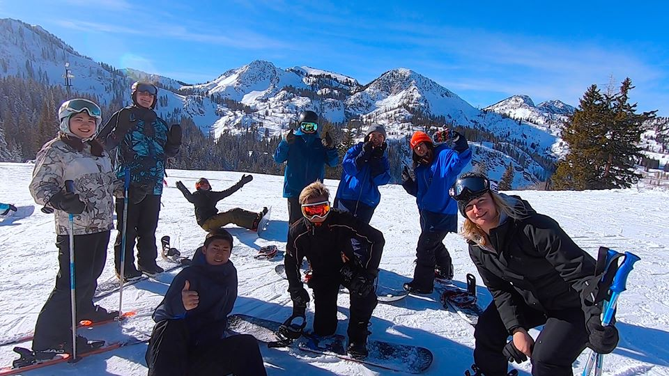 ELI students on a ski trip