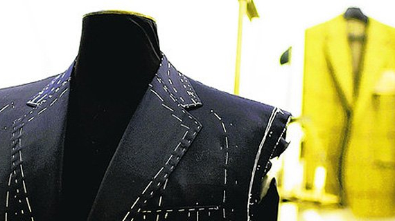 Fancying a fashion program in Italy? Meet the latest trends in the industry