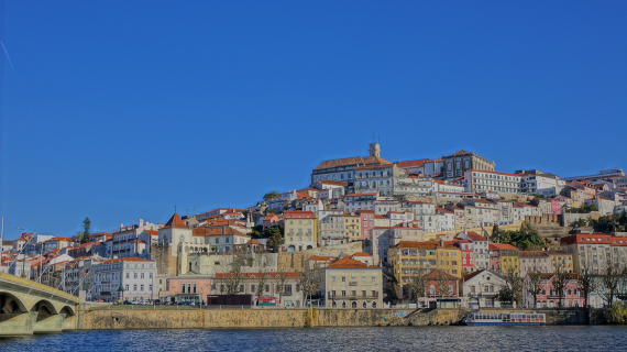 Com praias, montanhas e muralhas, Centro de Portugal abriga a universidade mais antiga da Europa