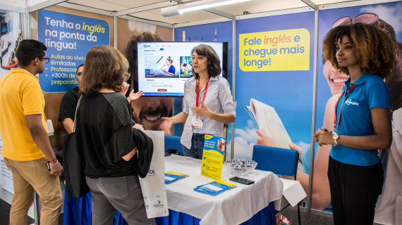 Fale com instituições internacionais de ensino no Salão do Estudante