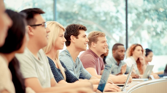 ¿Quieres estudiar y trabajar en el Reino Unido? Estos cursos te pueden ayudar