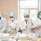 Torne-se um médico em uma universidade europeia